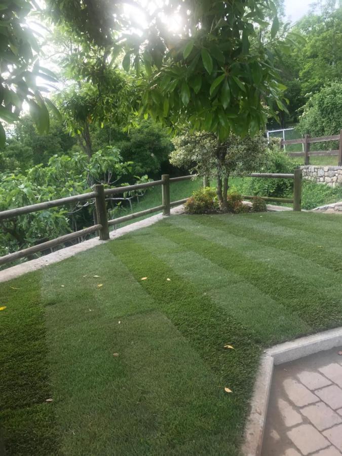 לינה וארוחת בוקר Villa dʼAlmè Le Lanterne מראה חיצוני תמונה