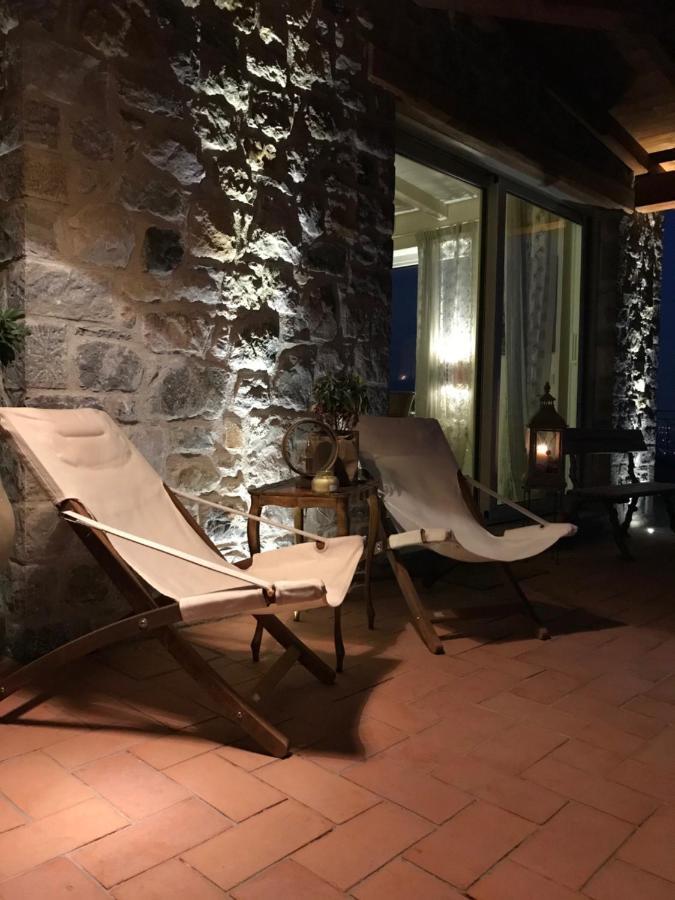 לינה וארוחת בוקר Villa dʼAlmè Le Lanterne מראה חיצוני תמונה